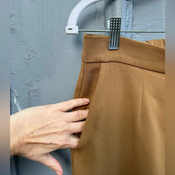 Babaton Cohen Pants, size  6 - Picture 9 of 10